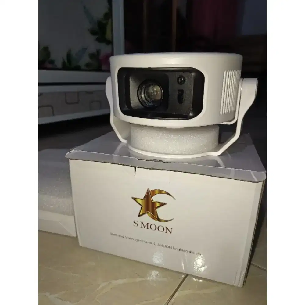 Smart Proyektor Smoon 330,
Harga cocok, angkut