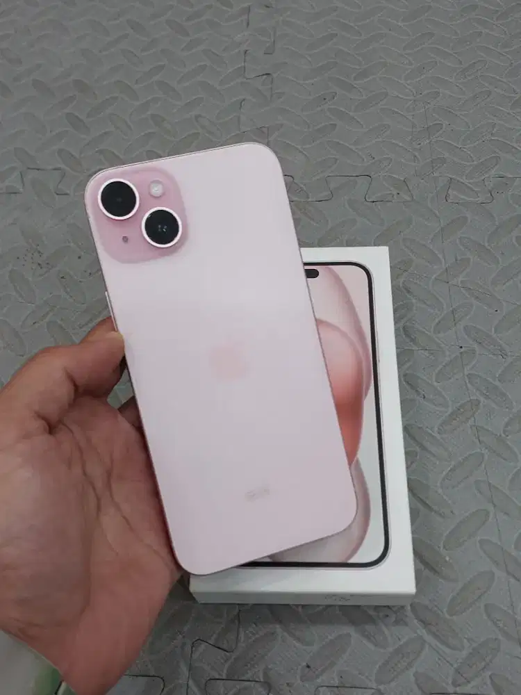 Iphone 15 plus 128gb resmi Indonesia Batre healt 93% kondisi like New