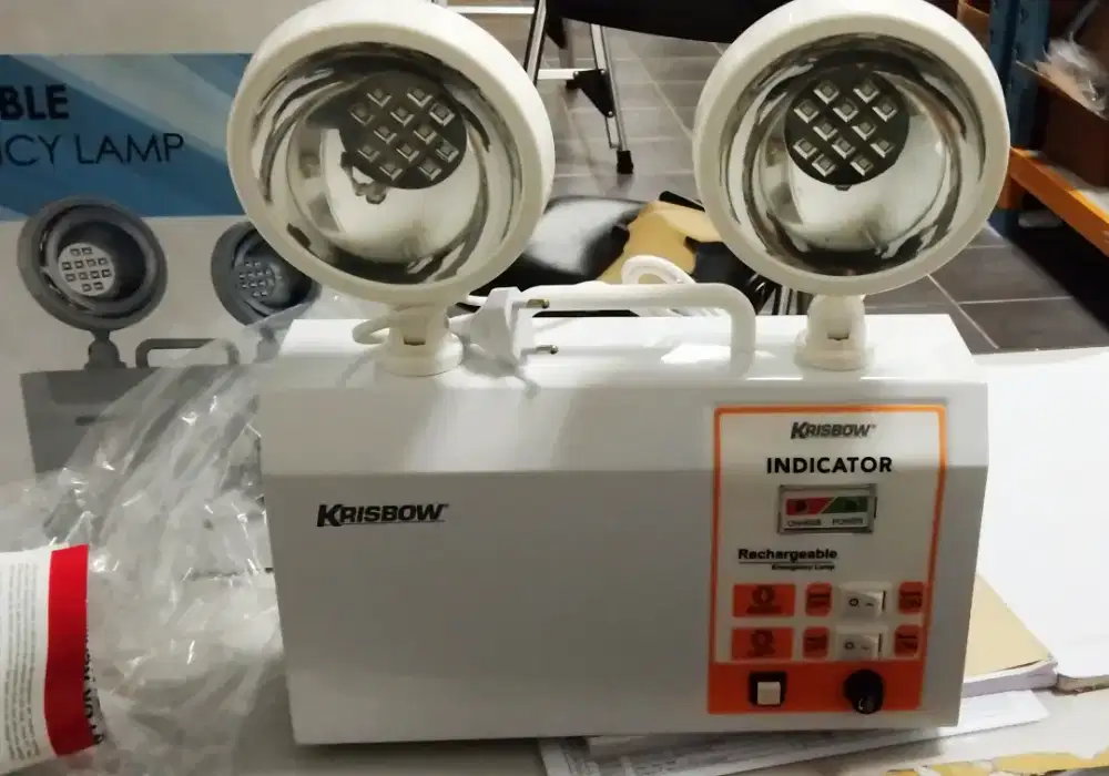 Lampu Emergency Twin Spot (Recharge) Merk Krisbow