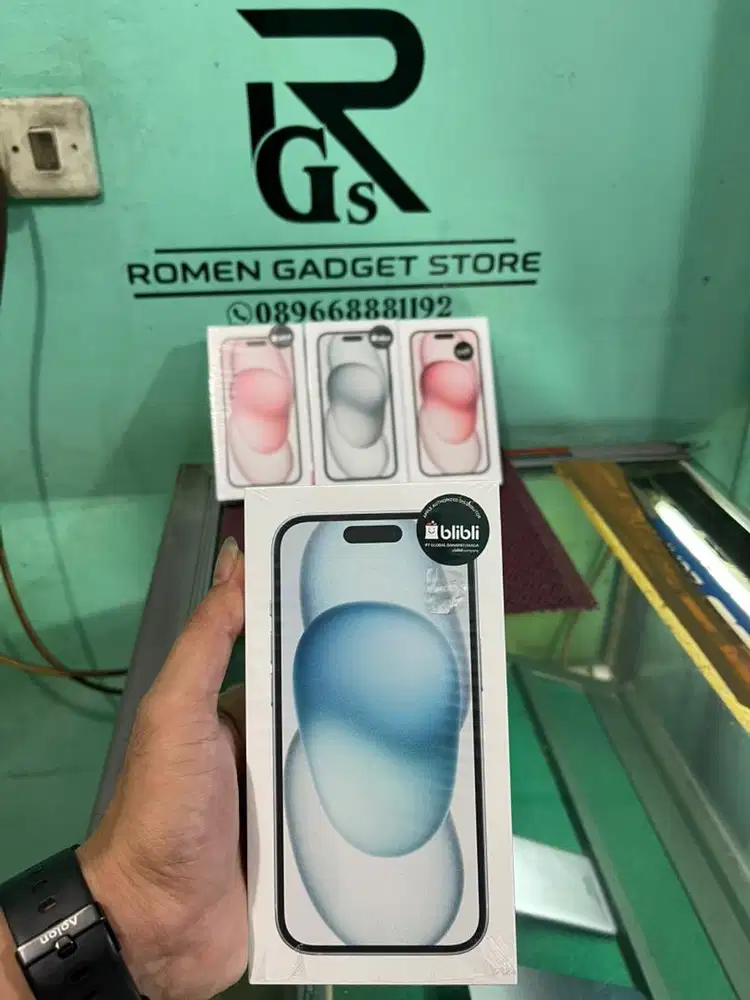 Ready new iPhone 15 128gb Warna blue edition Kondisi baru resmi iBox