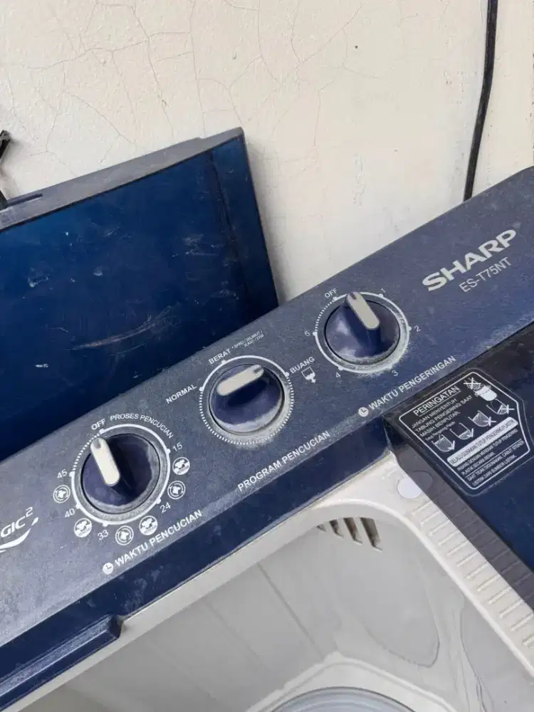 Dijual Mesin Cuci 2 Tabung_Merek SHARP ES-T75NT