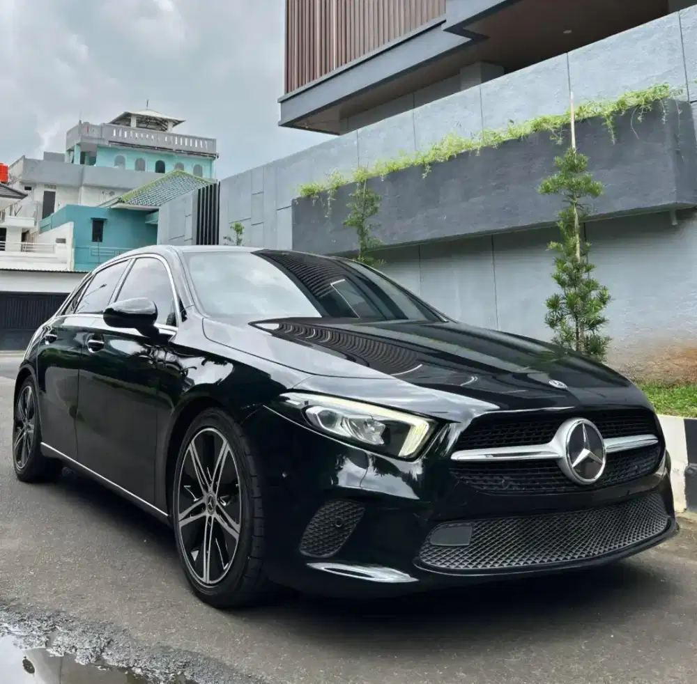 MURAH CASH. Mercedes Benz A200 MBUX 2020 AMG 2019 cla200 hb c200