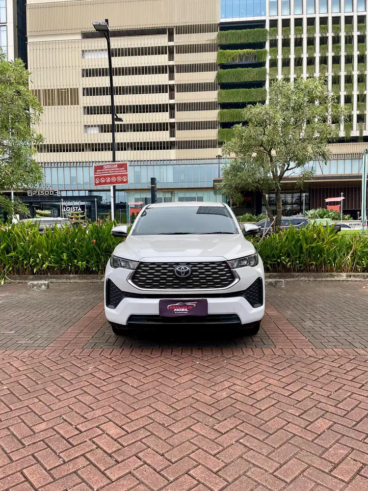 Toyota Kijang Innova Zenix 2.0 G CVT 
NIK 2023