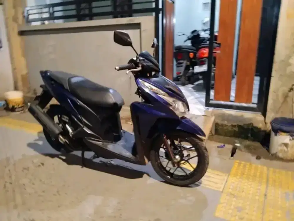 jual vario kzr tahun 2013