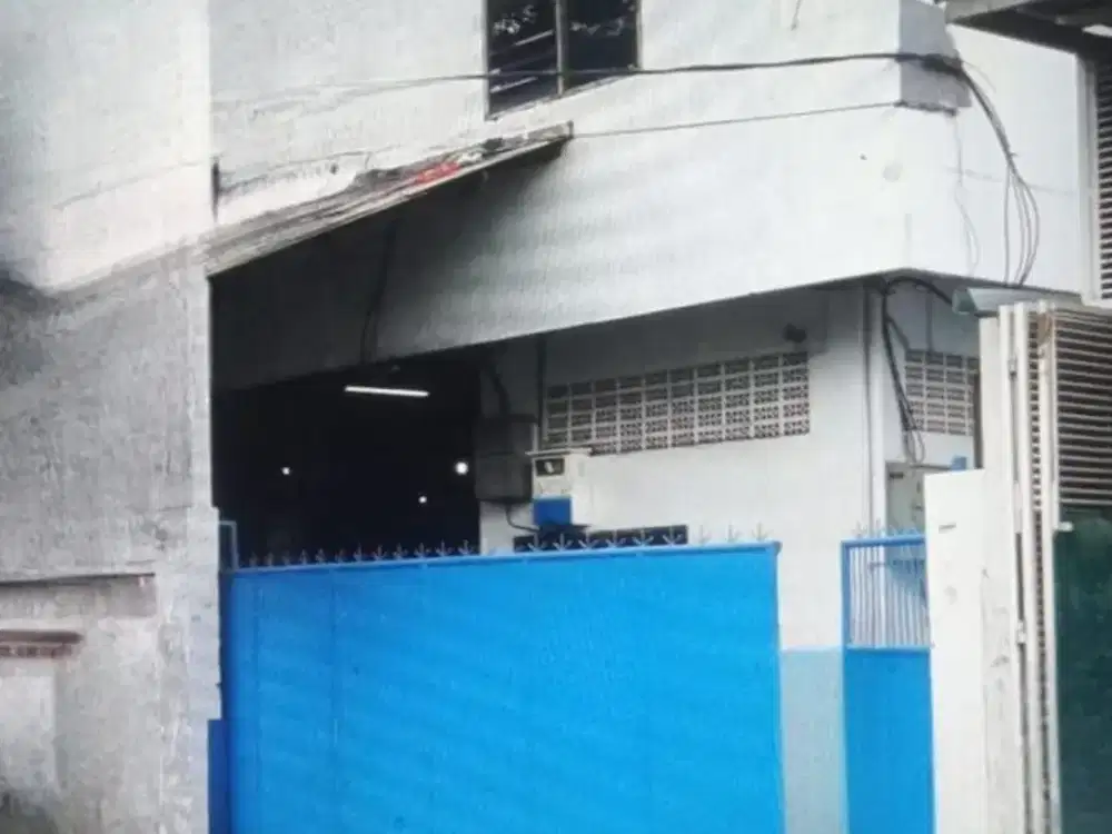 Bangunan Komersil Ruko 2 Lantai Lokasi Cengkareng Jakarta Barat Ada Mess Karyawan