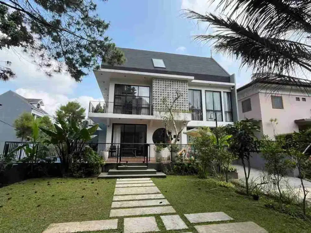 Rumah Villa Mewah Cantik Di Sersan Bajuri Lembang Bandung LB 350 Harga 4,3 Milyar