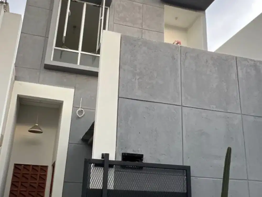 DIJUAL RUMAH Bangunan mandiri minimalis modern di Medang Lestari Gading Serpong, Tangerang