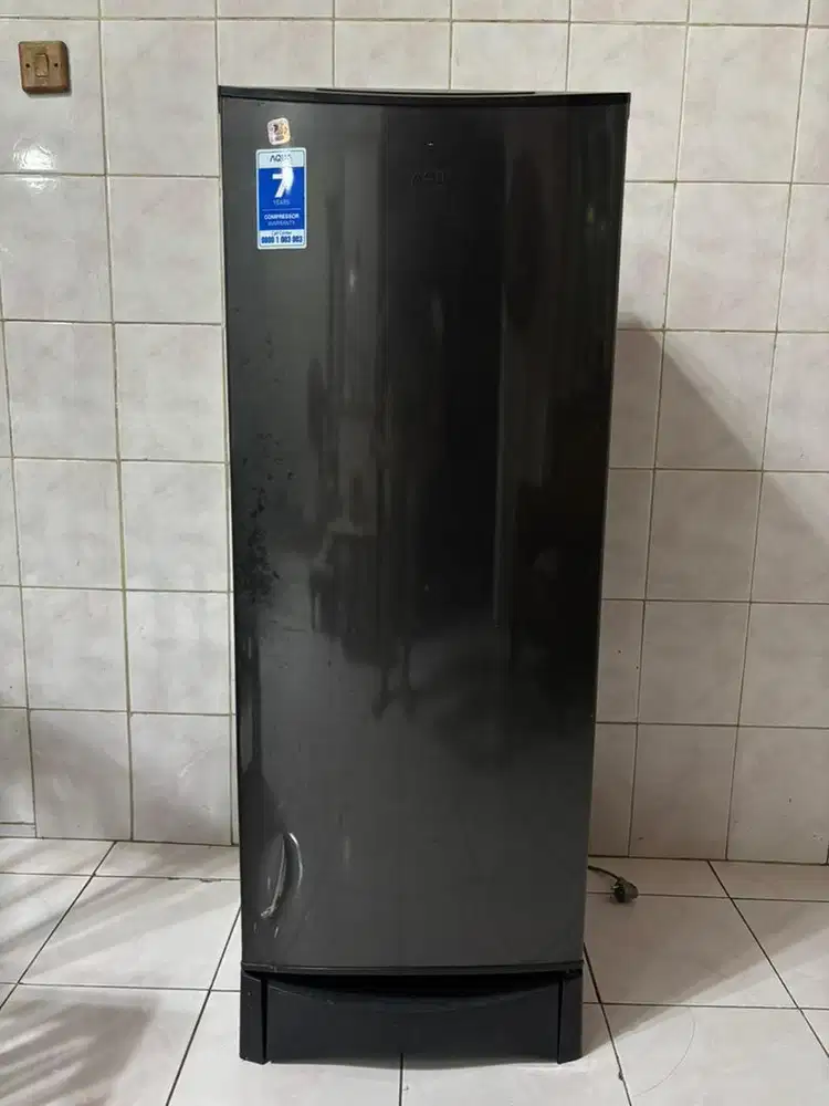 JUAL! KULKAS AQUA 1 PINTU