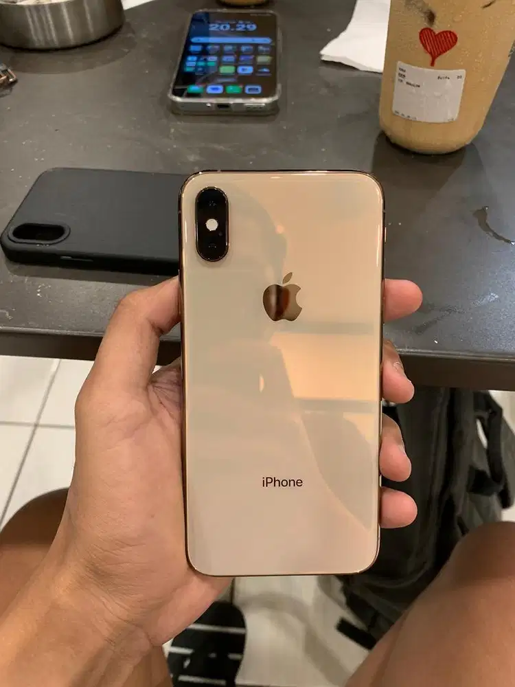 iphone Xs 64 inter Regist