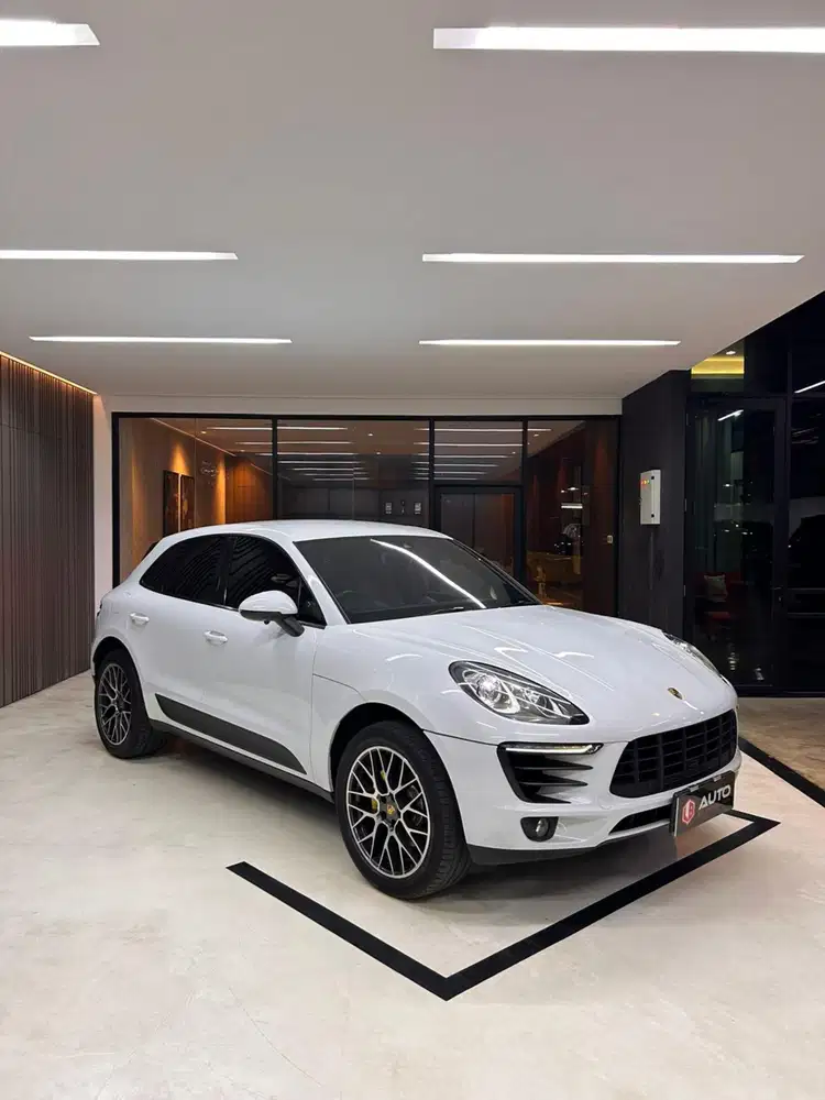 Porsche Macan 2.0L AT 2019 Putih Km29rb B262EBI Nik 2018