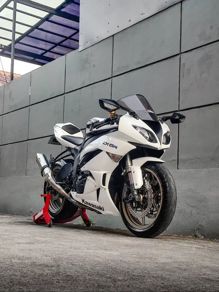 Kawasaki ZX6R 2011 Putih Langka FP Istimewa TT FULL MODIF ZX6 ZX