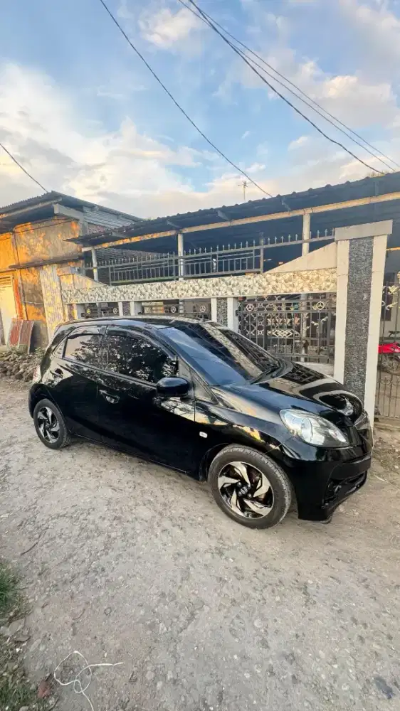 Honda Brio tipe e 2015
