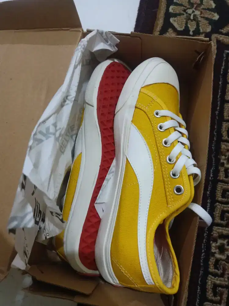 sepatu lokal size 43 ori merk getzke