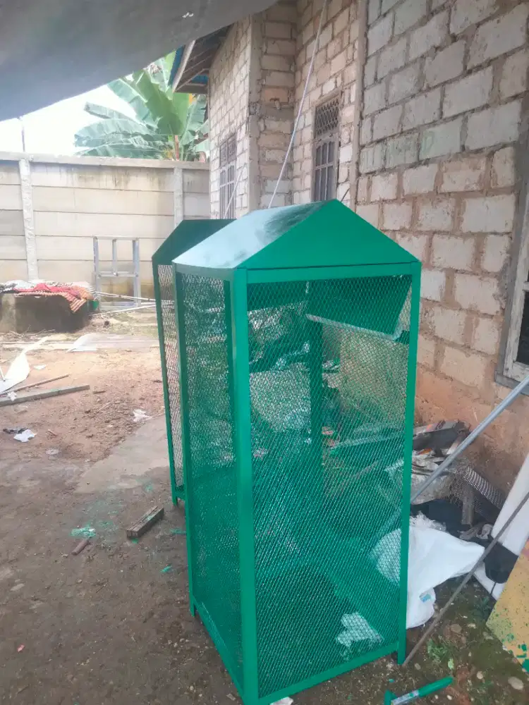 Bak sampah plastik