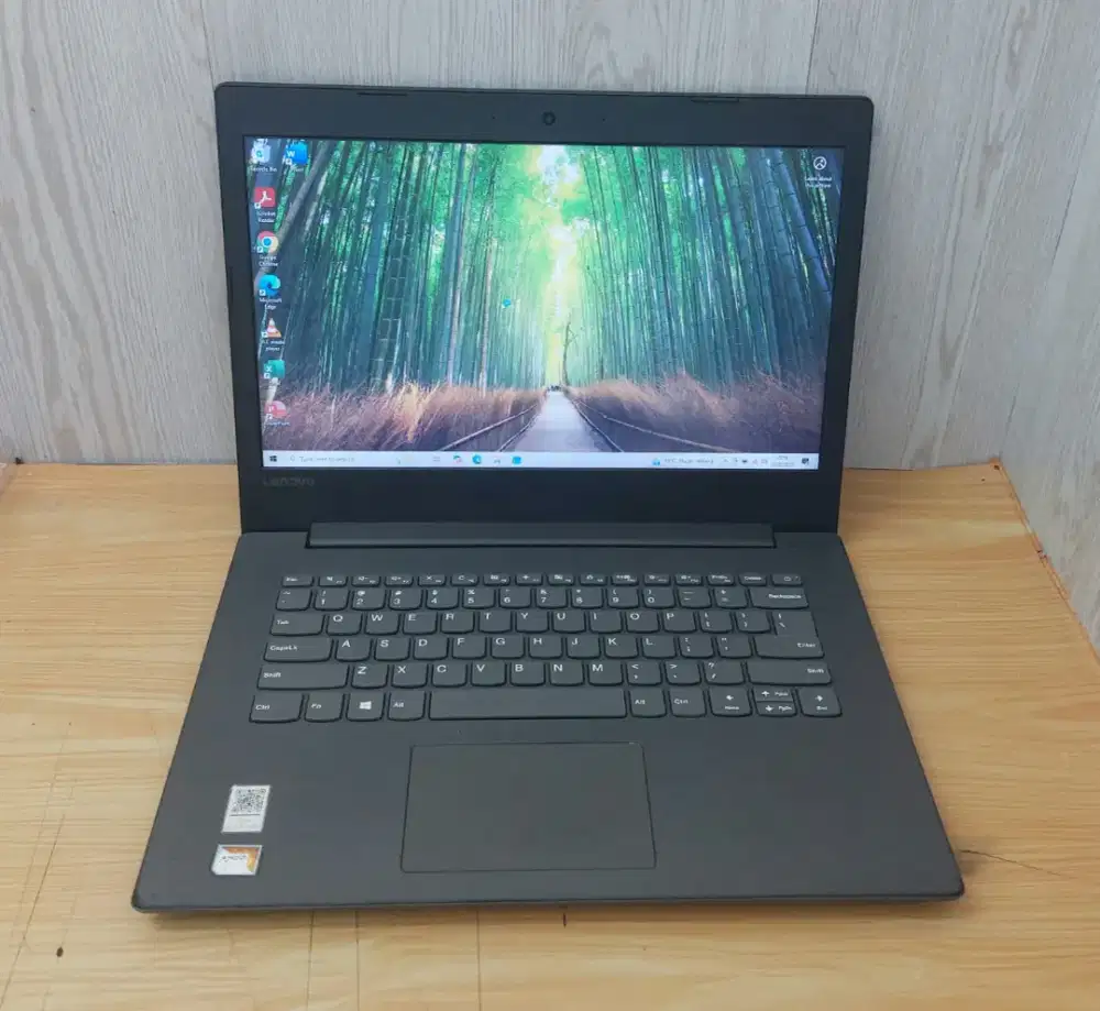 Lenovo Ideapad 130 AMD A9-9425|4GB|HDD 500GB|14HD|Win10