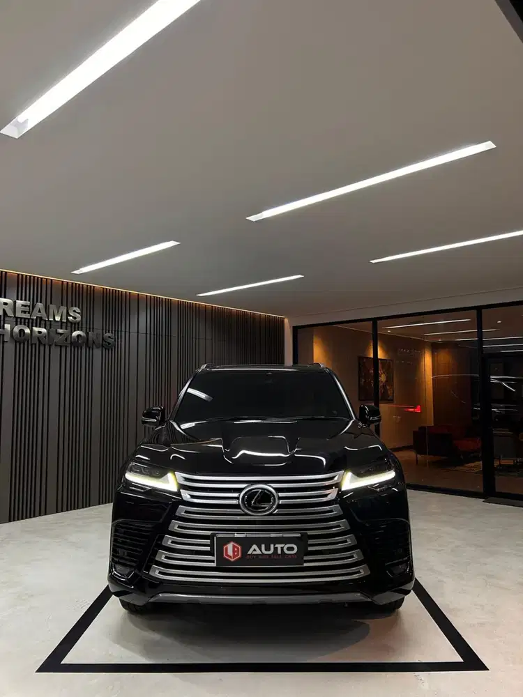 Lexus LX600 AT 7-Seater 2025 Hitam Km3rb Nik 2024 B1288SJA