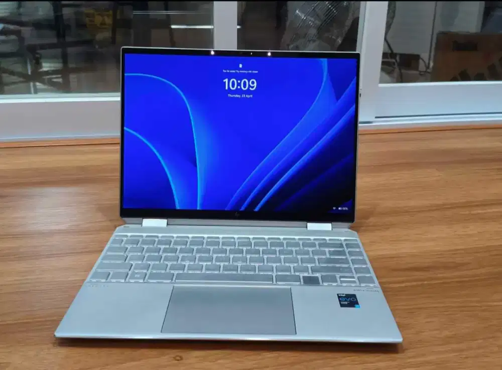 JUAL BELI LAPTOP BEKAS MACBOOK SEMUA KITA BELI LANGSUNG KE LOKASI