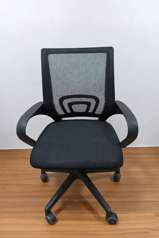 Kursi kantor / kursi roda