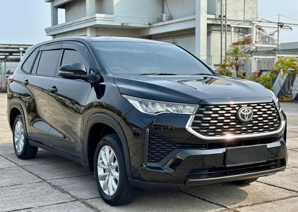 [LOW KM 22.000] INNOVA ZENIX V CVT BENSIN 2025 HITAM NIK 2024