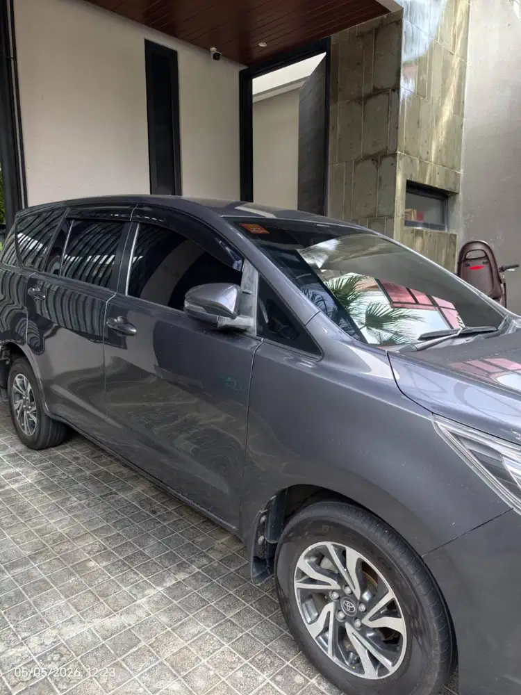 Toyota Kijang Innova Reborn 2.4 V Diesel AT