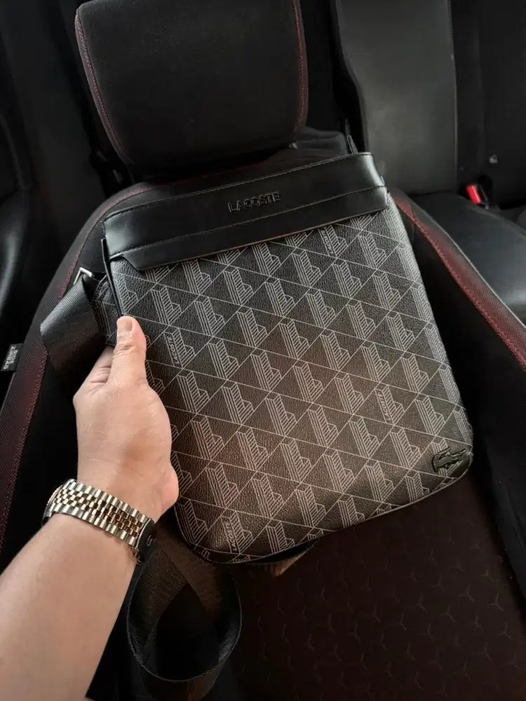 Slingbag lacoste / tas selempang lacoste