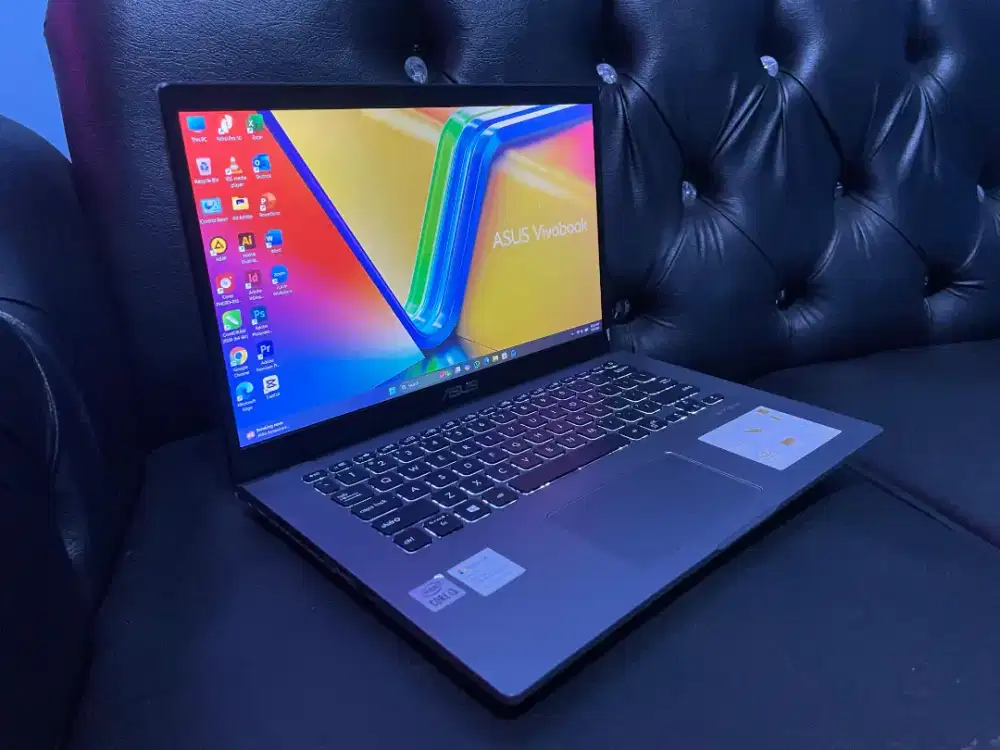 JUAL BELI LAPTOP BEKAS MACBOOK SEMUA KITA BELI LANGSUNG KE LOKASI