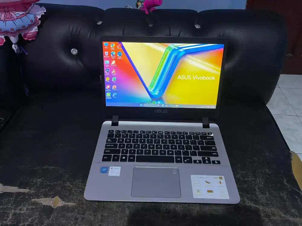 JUAL BELI LAPTOP BEKAS MACBOOK SEMUA KITA BELI LANGSUNG KE LOKASI