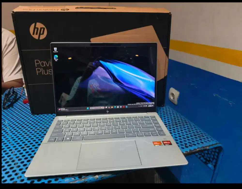 JUAL BELI LAPTOP BEKAS MACBOOK SEMUA KITA BELI LANGSUNG KE LOKASI