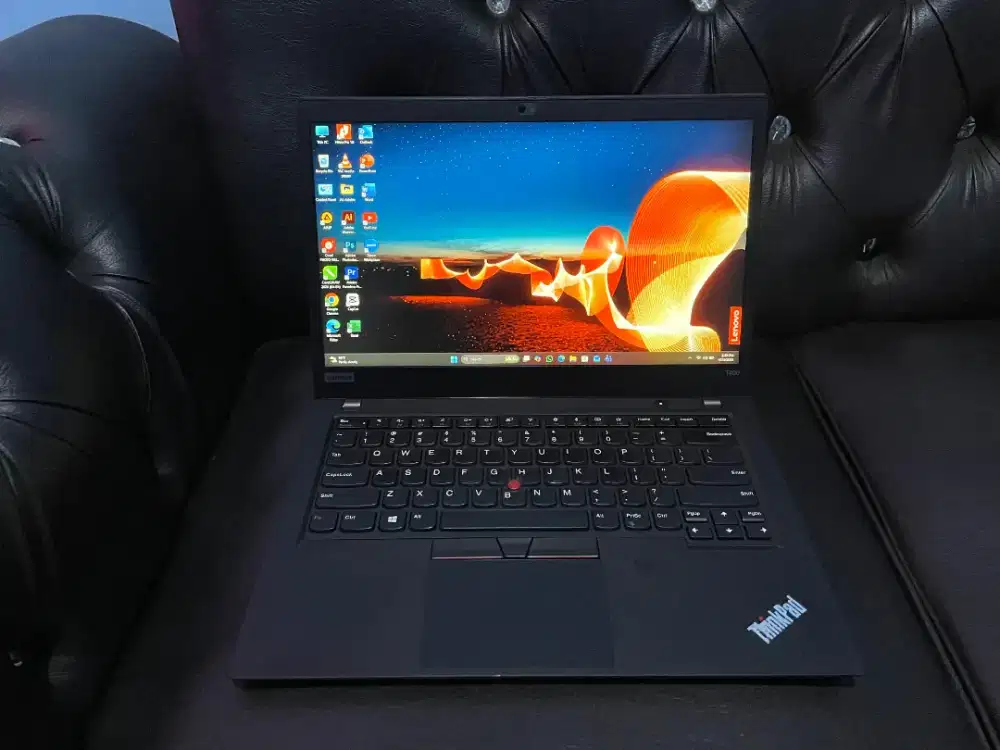 JUAL BELI LAPTOP BEKAS MACBOOK SEMUA KITA BELI LANGSUNG KE LOKASI