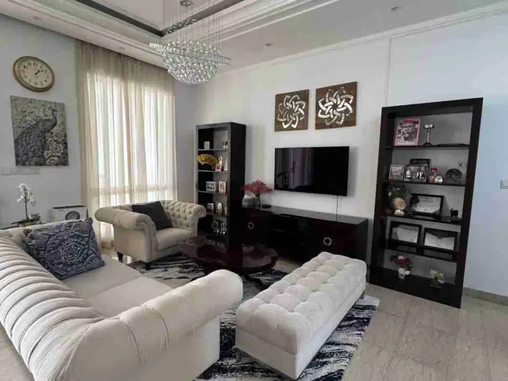 FOR RENT / SEWA Rumah Mewah Full Furnished ( Tinggal Bawa Koper ) CLUSTER AMETHYST. Gading Serpong
