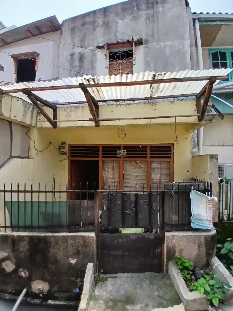 Disewakan rumah di jakarta barat