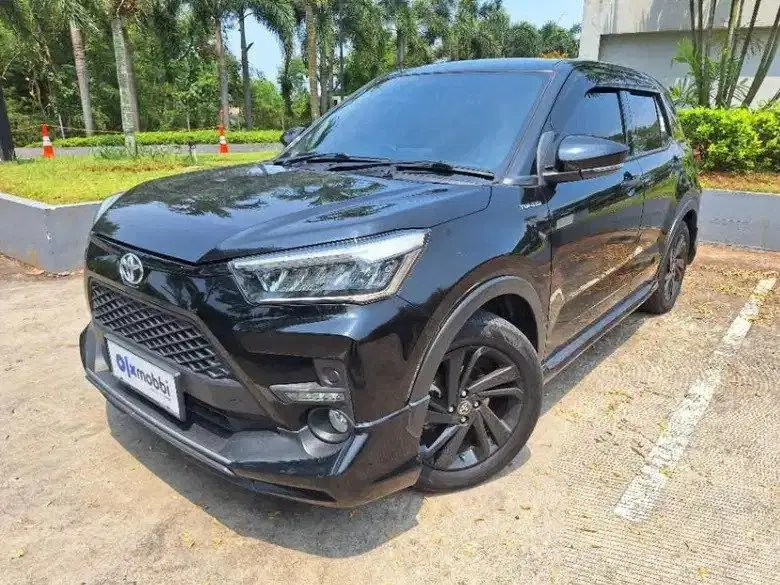 TDP 1 JUTA Toyota Raize 1.0 Turbo GR Sport One Tone-AT 2021 Hitam CFAD