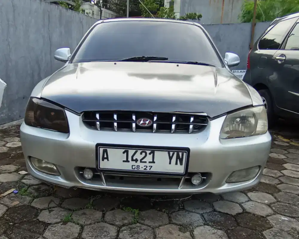 Dijual hyundai verna