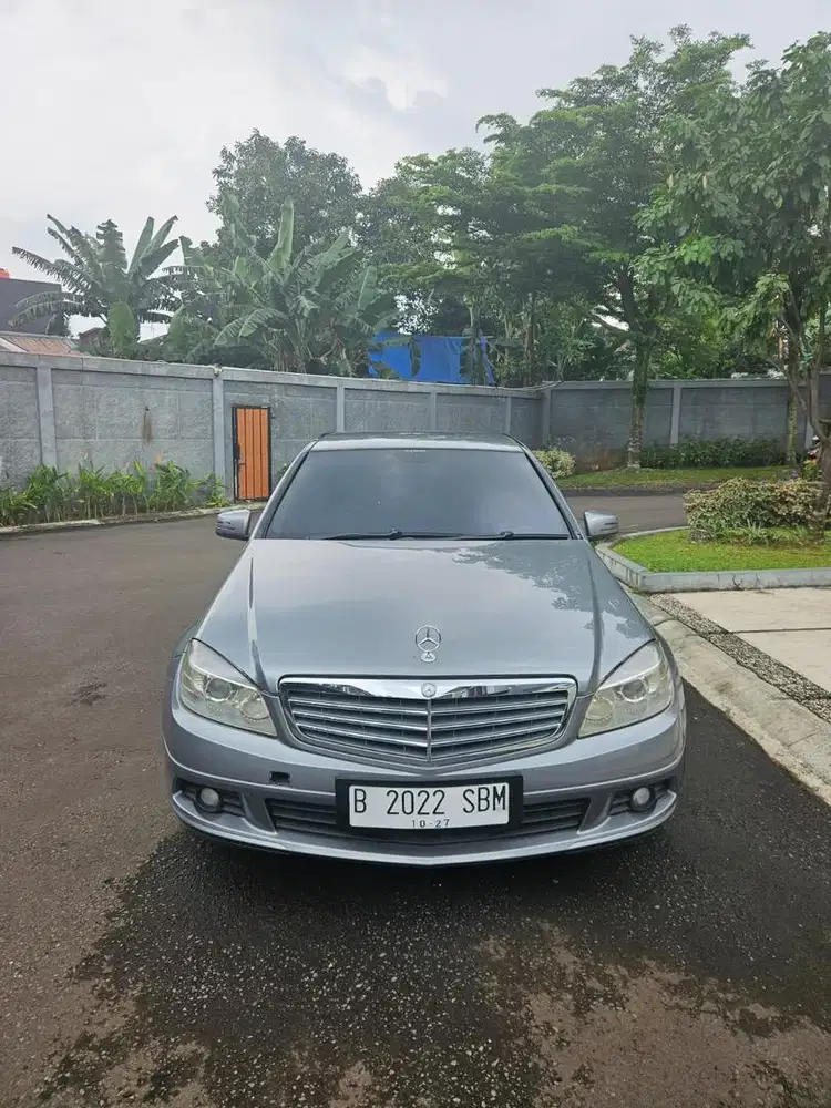 Dijual Mercy W204, C200 Tahun 2011