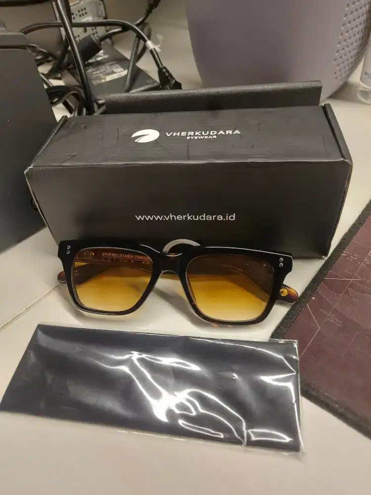 kacamata vherkudara