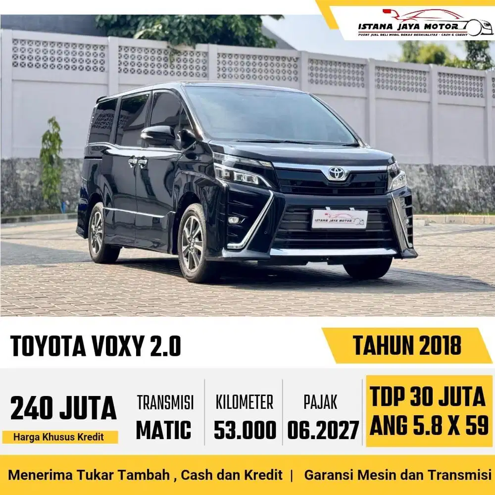 LOW KM !! Toyota Voxy 2.0 L Sunroof Automatic 2018 Hitam