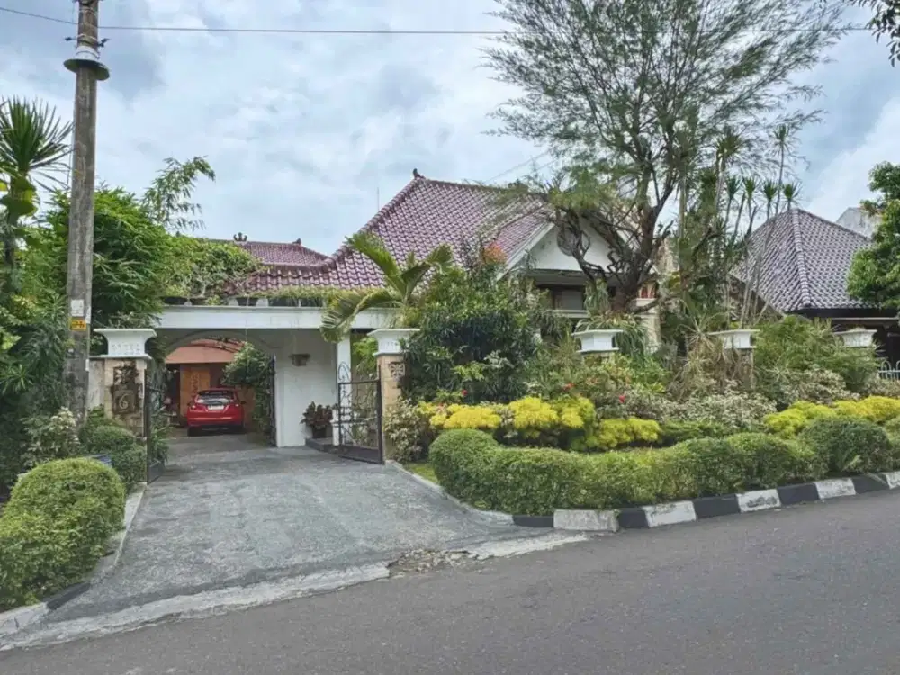 Rumah Mewah Klasik Tengah Kota Jogja Siap Pakai cocok buat Rumah Singgah maupun hunian selangkah Malioboro