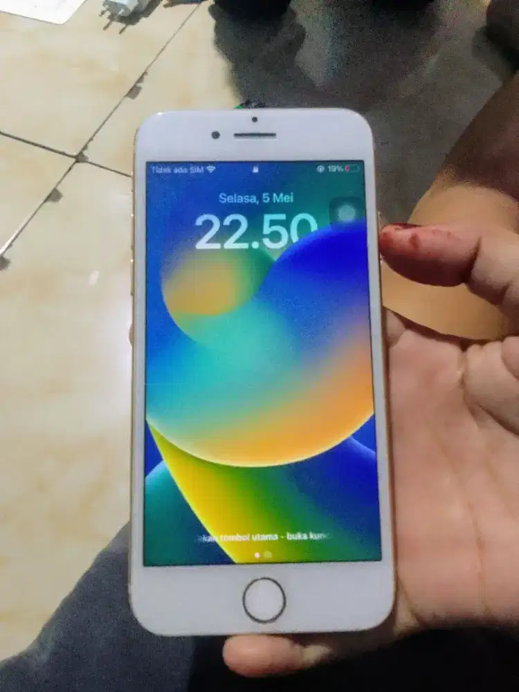 Ip 8 64gb inter