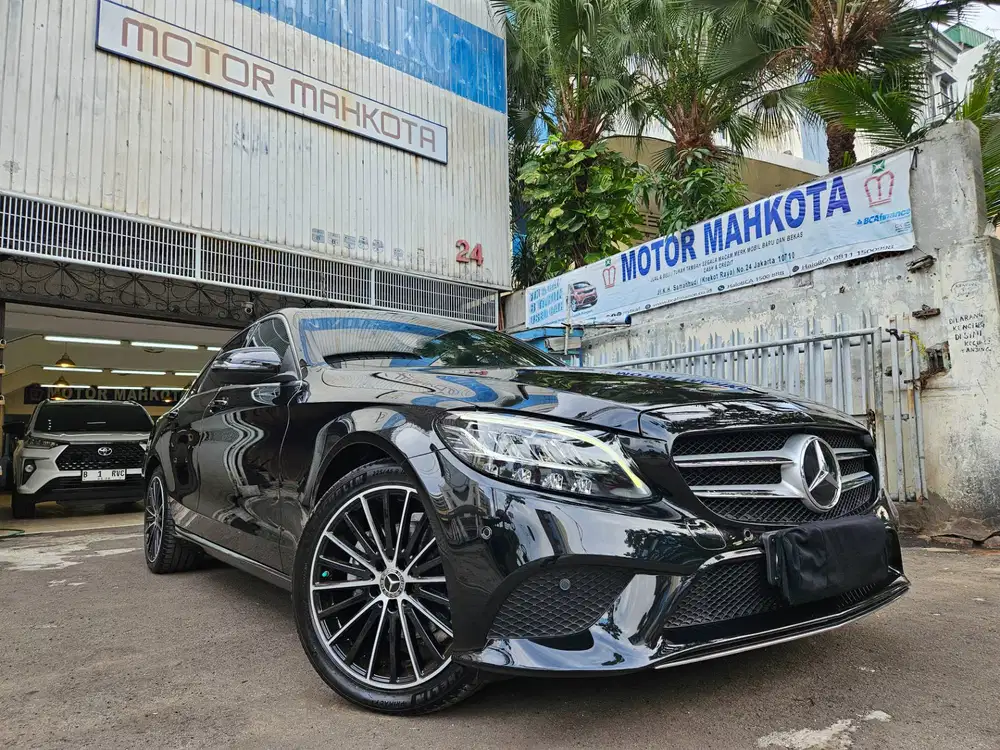 28 rb km C 200 EQ Boost Avantgarde 2020 nik 2019 hitam black C200 avg