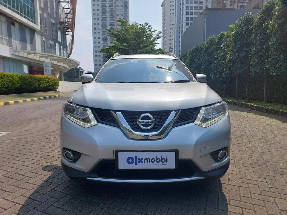 DP 1 JUTA Nissan X-Trail 2.0 Bensin-AT 2016 Silver CUIGB