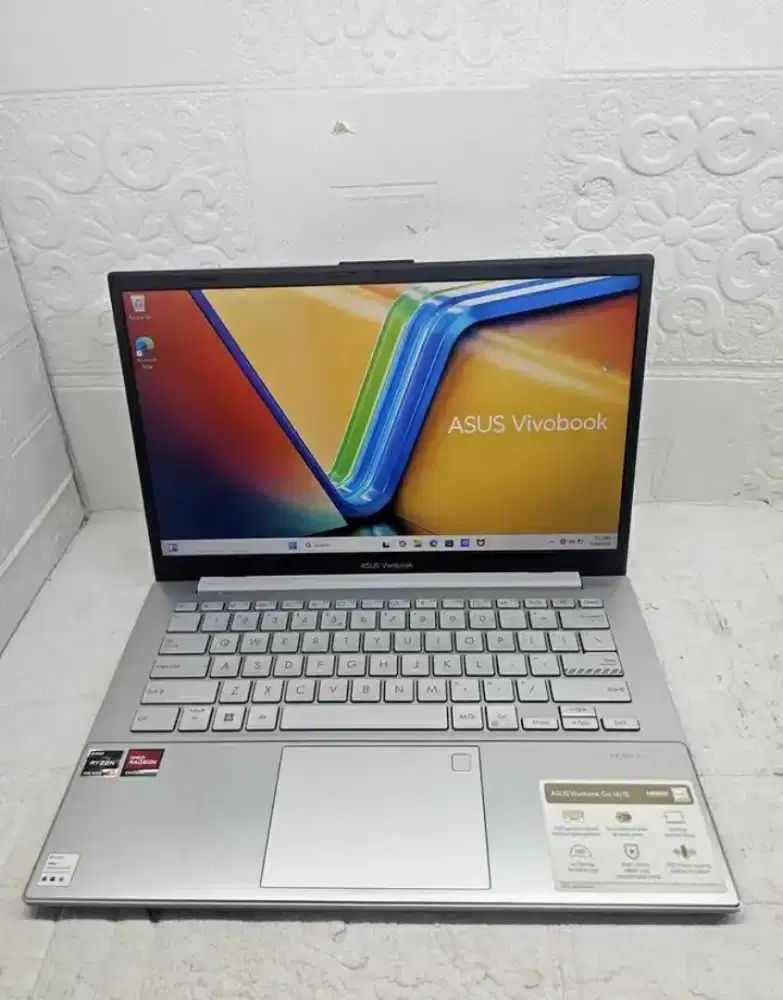 Asus Vivobook Go 14 E1404F