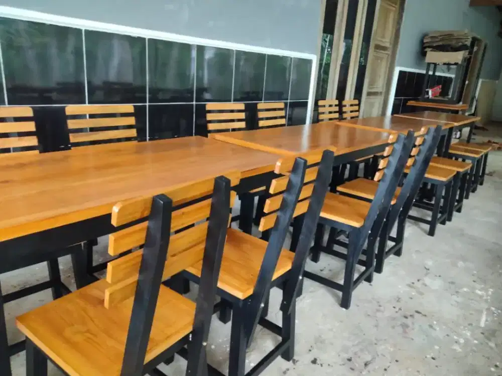 Set meja kursi kedai, cafe