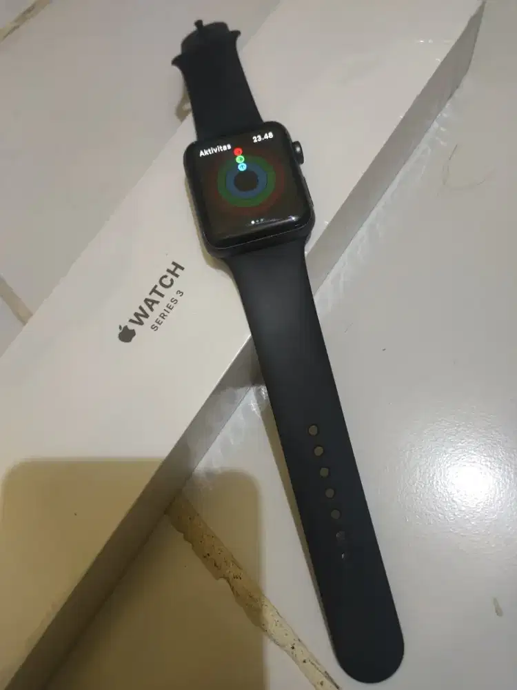 Apple watch series 3 42mm normal semua nya bh 100% lkp bebas reset