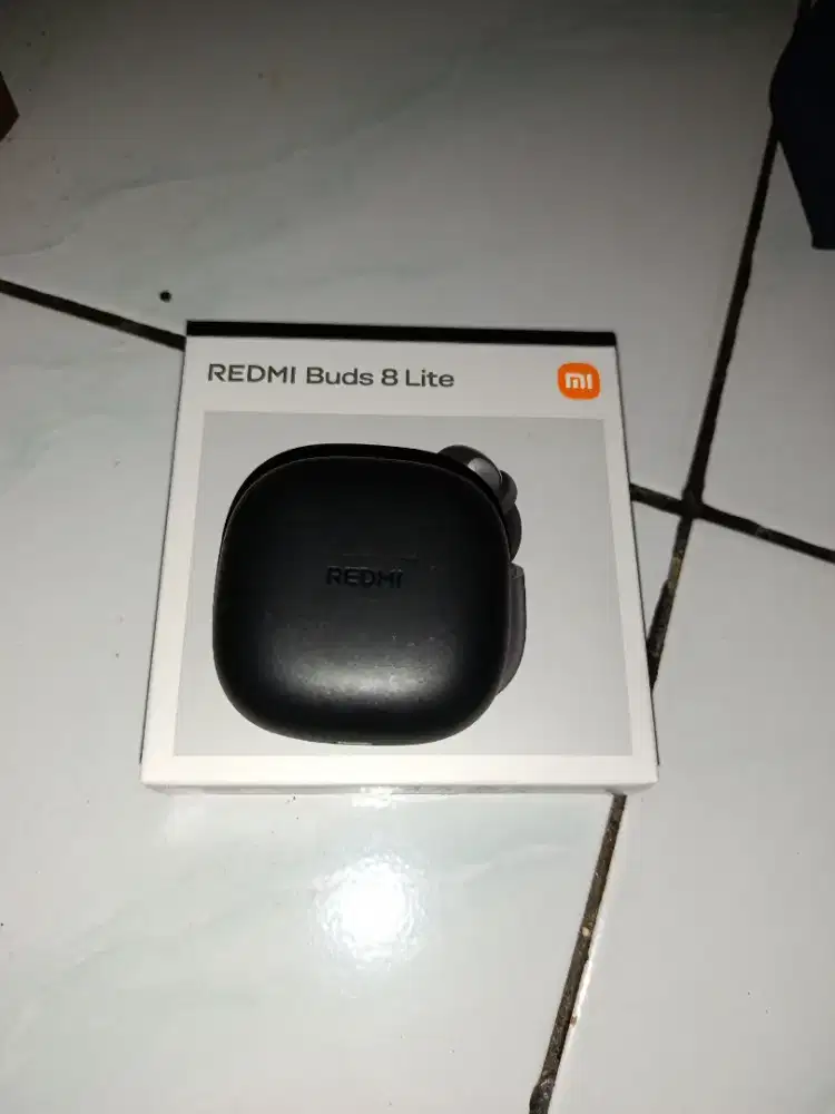 Tws redmi bud 8lite like new