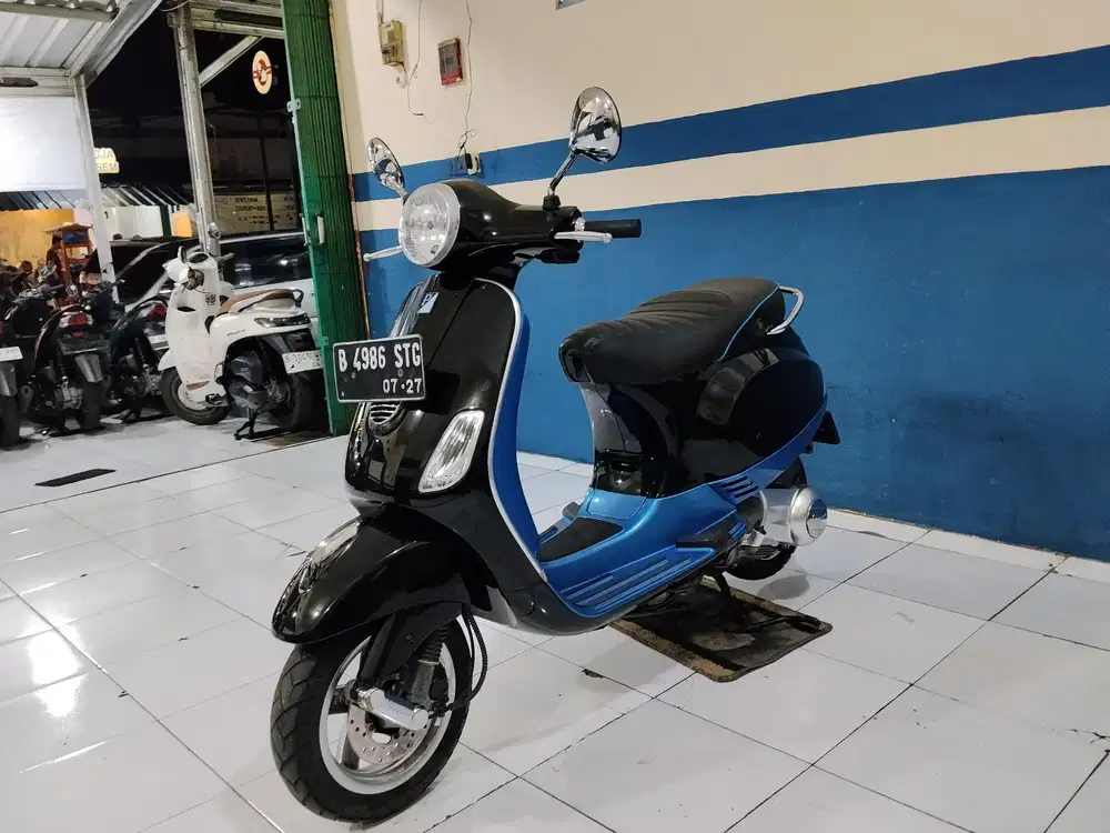 jual piaggio LX 150cc 2011 injection gress