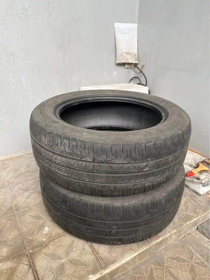 Dijual 2 Ban Dunlop Enasave 205/55 R16 (2021) — Bekas, kondisi bagus,