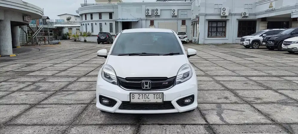 Honda Brio RS matic promo menarik TDP 10% 2017