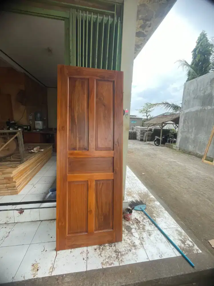 Pintu pintu pintu