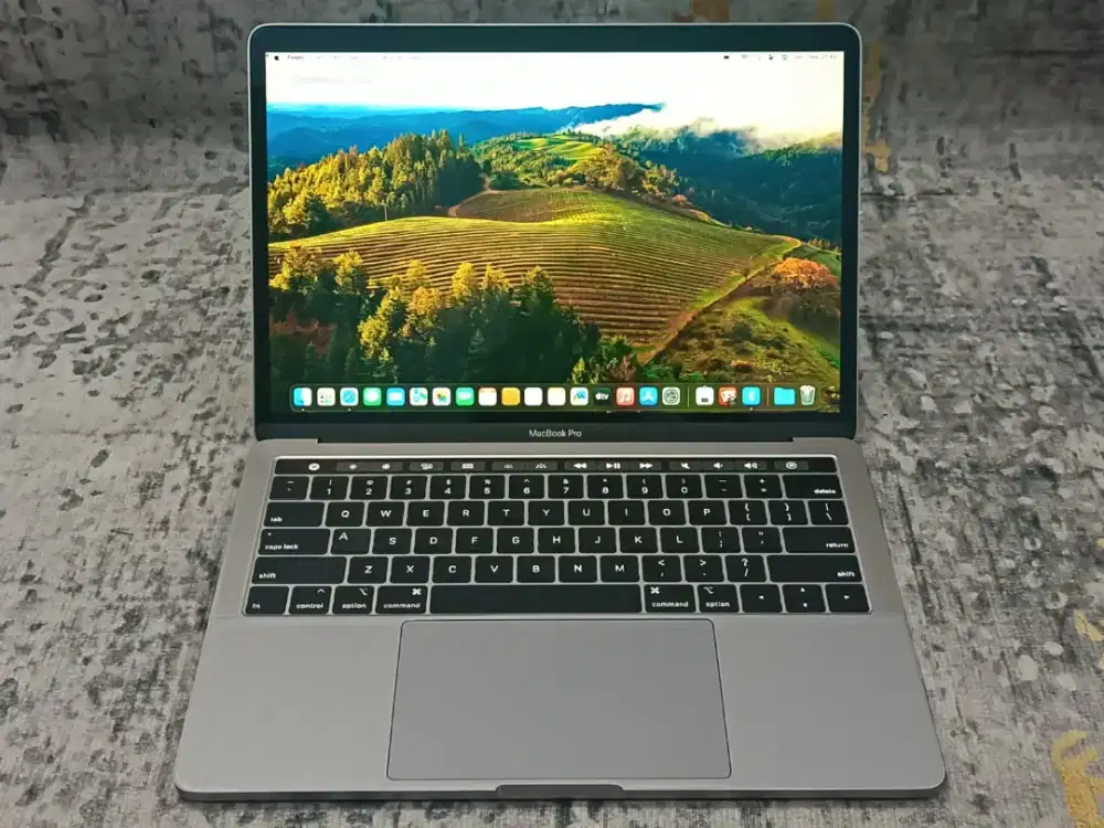 MacBook Pro TouchBar 13 2019 Core i5 -2.4GHz 8GB 256GB Space Gray