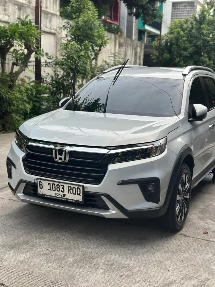 Honda BRV KM super low tangan 1 siap pake